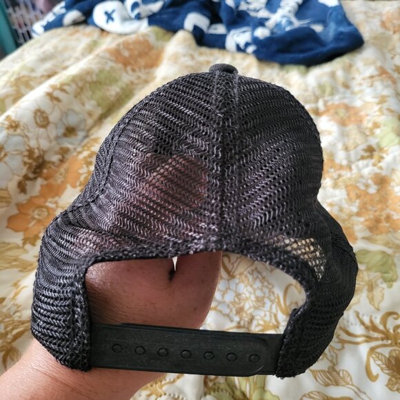 Hat - Picture 2 of 4